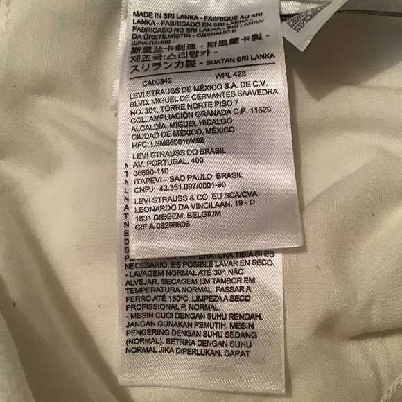 Levi's Women's White Jeans - Picture 5 of 6